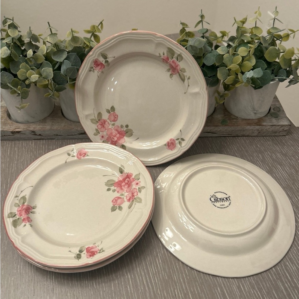 Gibson Designs 4 ROSELAND Salad/Dessert Plate‎ 7 5/8"